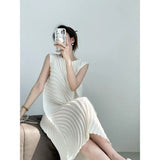 Sleeveless Solid Color Pleated Stretch